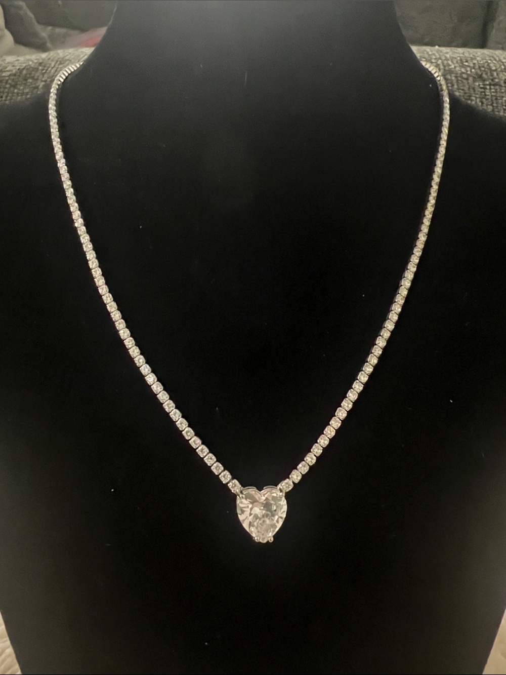 Elegant Heart Pendant Tennis Necklace - Silver Tone